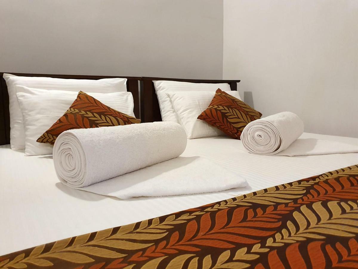 A And D Holiday Inn Anuradhápura Exteriér fotografie